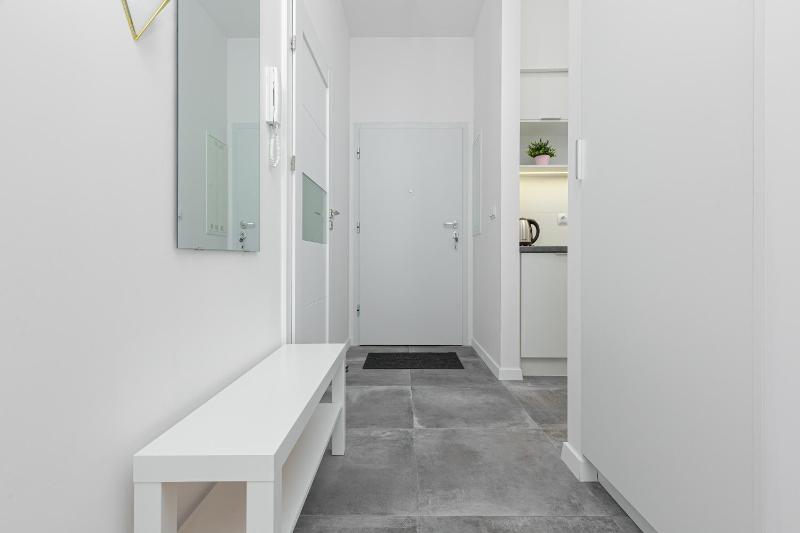Golden Apartment Ursynów by Noclegi Renters - image 16