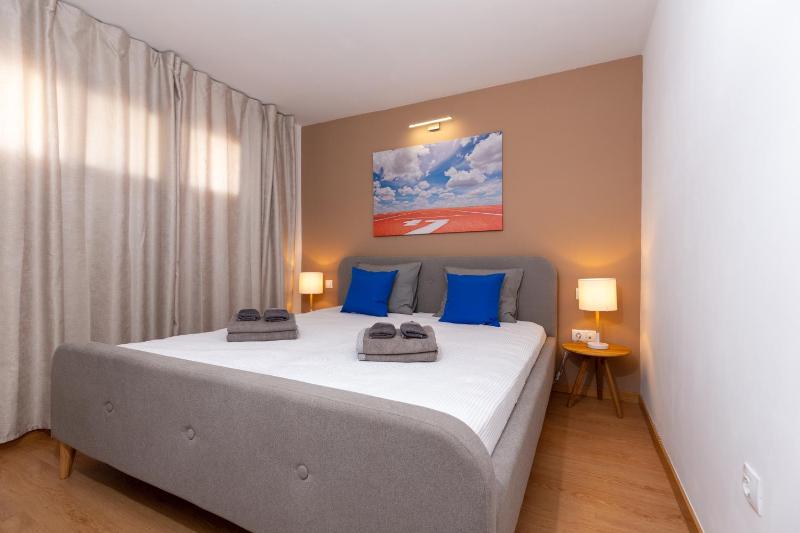 Yumbo Teror Two Bedroom Apartment - image 12