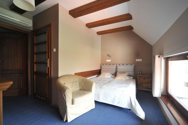 Double or Twin Room image 4