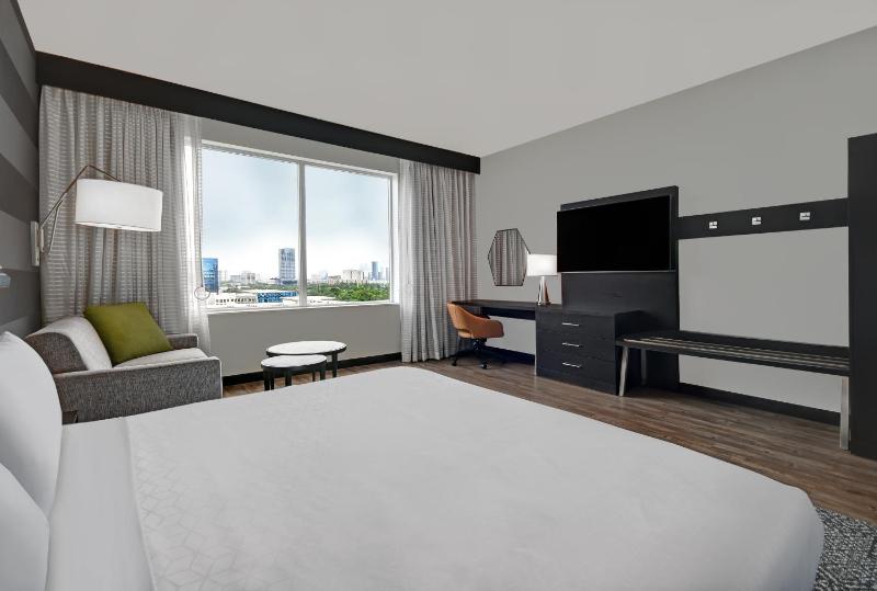 Holiday Inn Express Houston Galleria Area By IHG - image 38