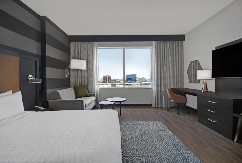 Holiday Inn Express Houston Galleria Area By IHG - image 43
