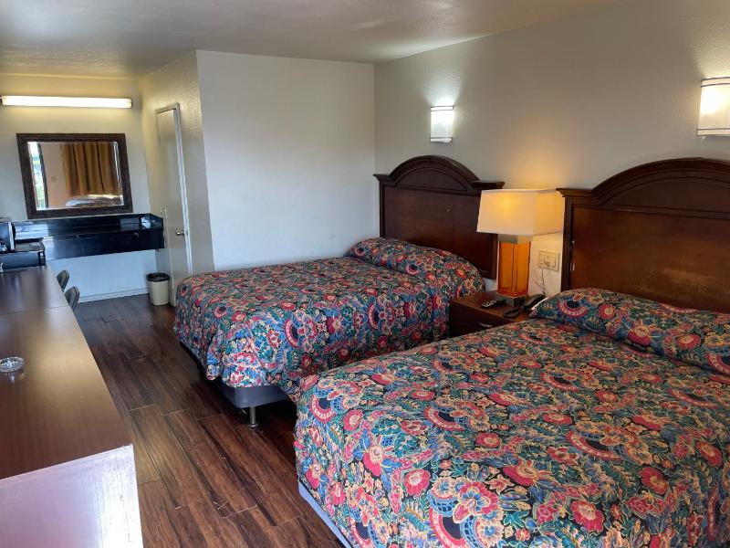 Family Double Room image 1