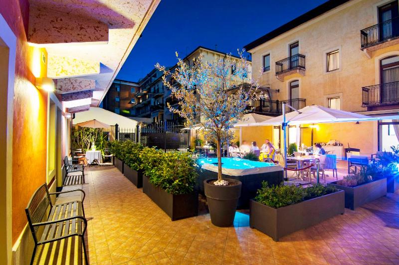 Hotel Fontana Verona - image 5