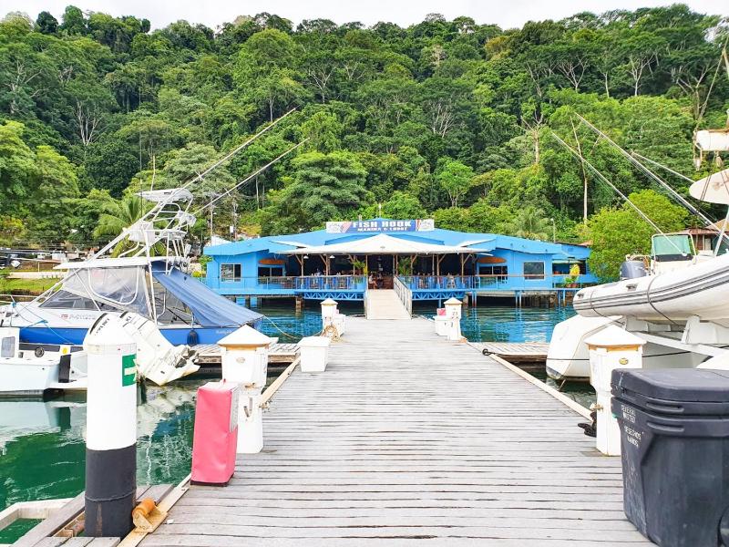 Fish Hook Marina Hotel - image 8