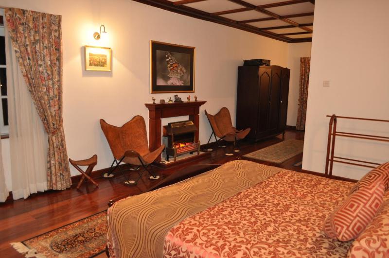 Cocoon Hills - image 5