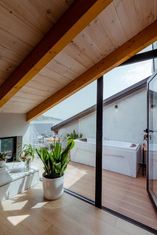 Rea Boutique Hotel - image 4