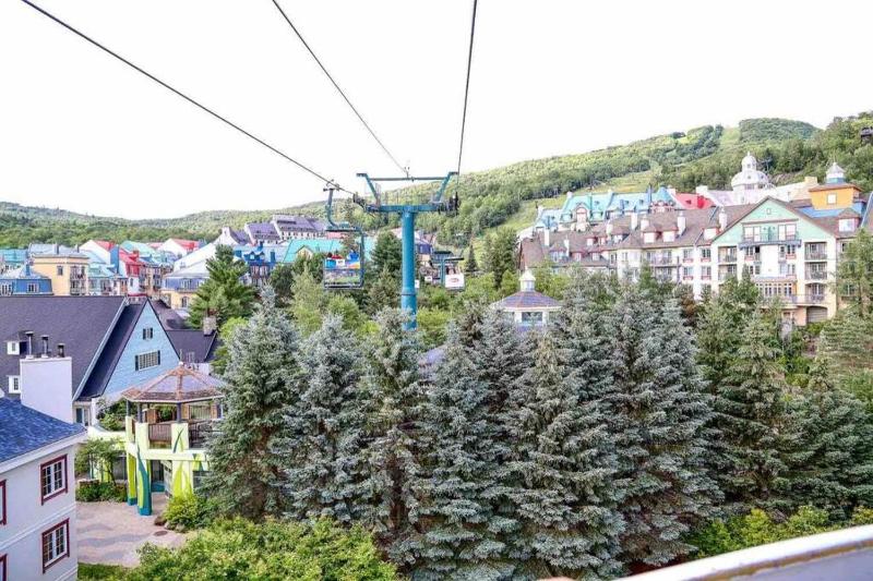 The MountainSide by Escapades Tremblant - image 40