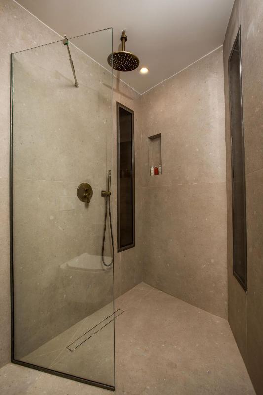 Suite with Private Pool image 3