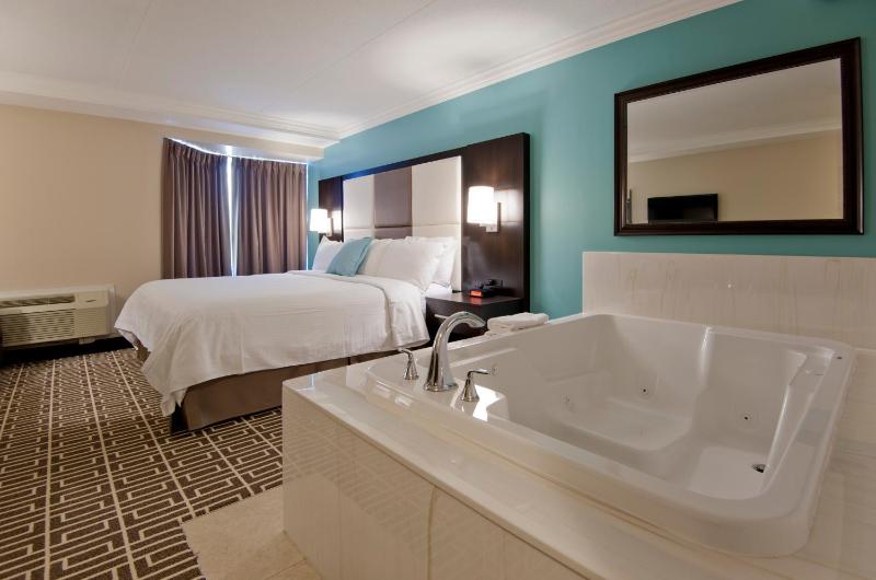 Junior Suite with Hot Tub