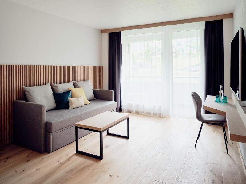 Three-Bedroom Apartment image 3