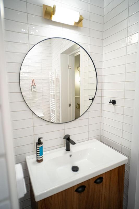 The H Experience Boutique Apartments Athens - free parking and fiber internet - image 16