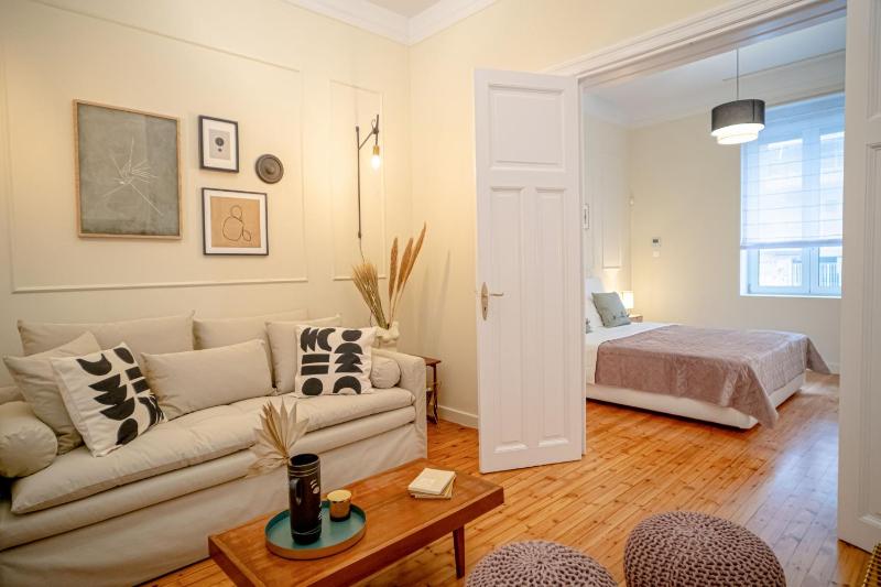The H Experience Boutique Apartments Athens - free parking and fiber internet - image 14