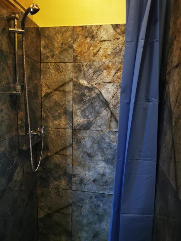 Deluxe Triple Room image 3