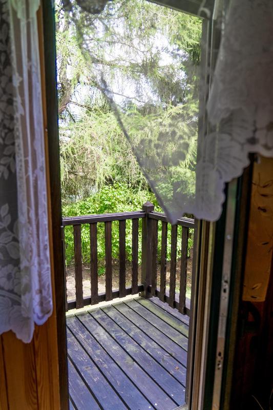 Twin Room with Private Bathroom image 3