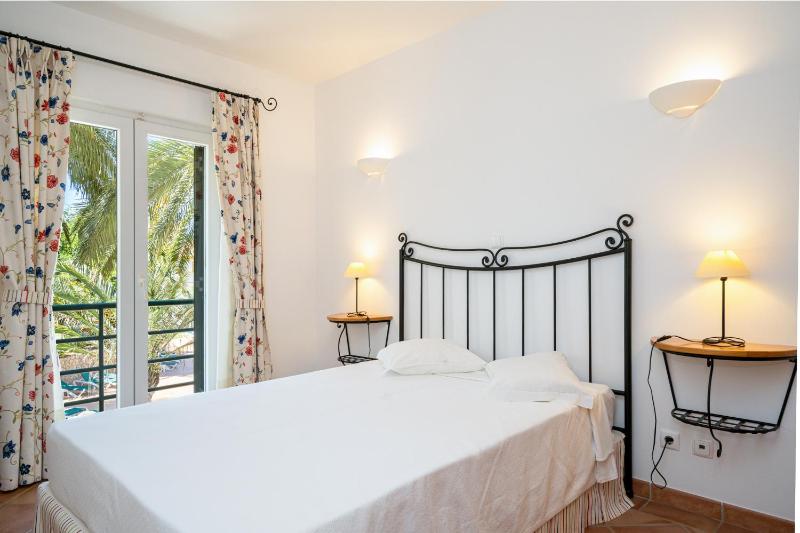 Superior Two-Bedroom Apartment image 2