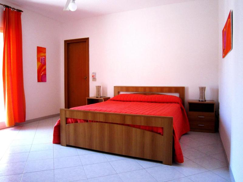 One Bedroom Apartment with Balcony image 3