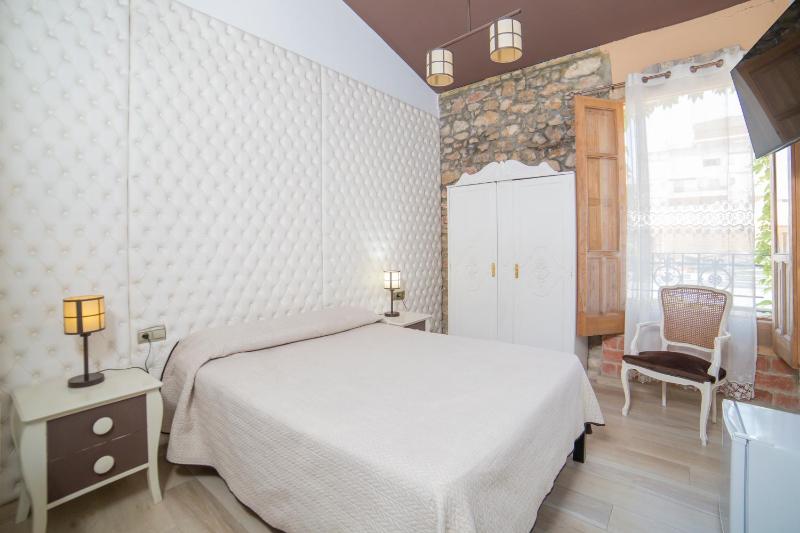 Double Room image 1