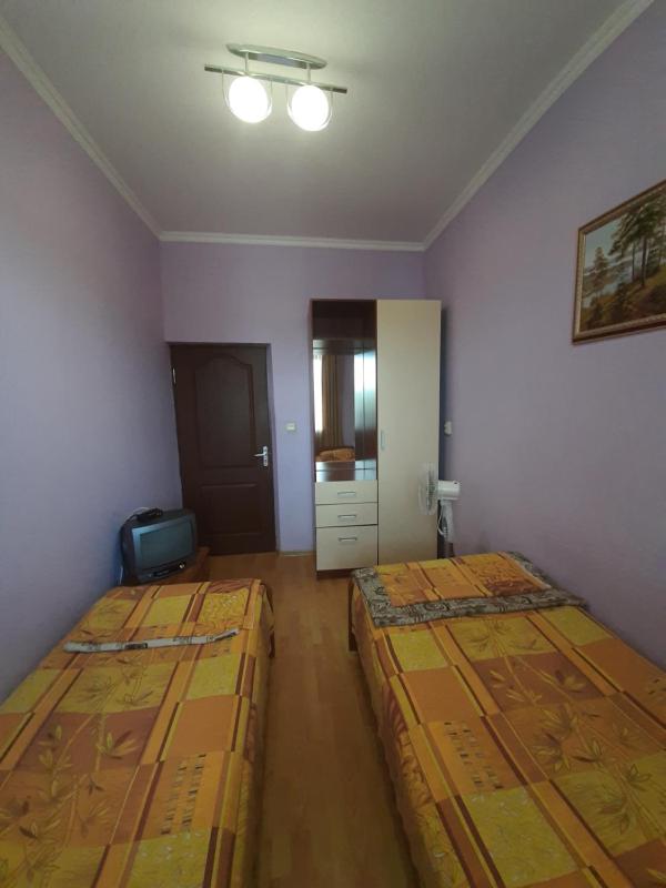 Budget Twin Room image 1