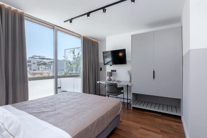 Apartment with Terrace image 4