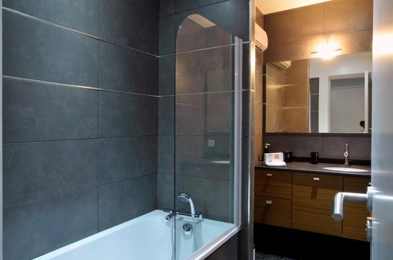 Three-Bedroom Apartment (6-8 Adults) Ground Floor image 2