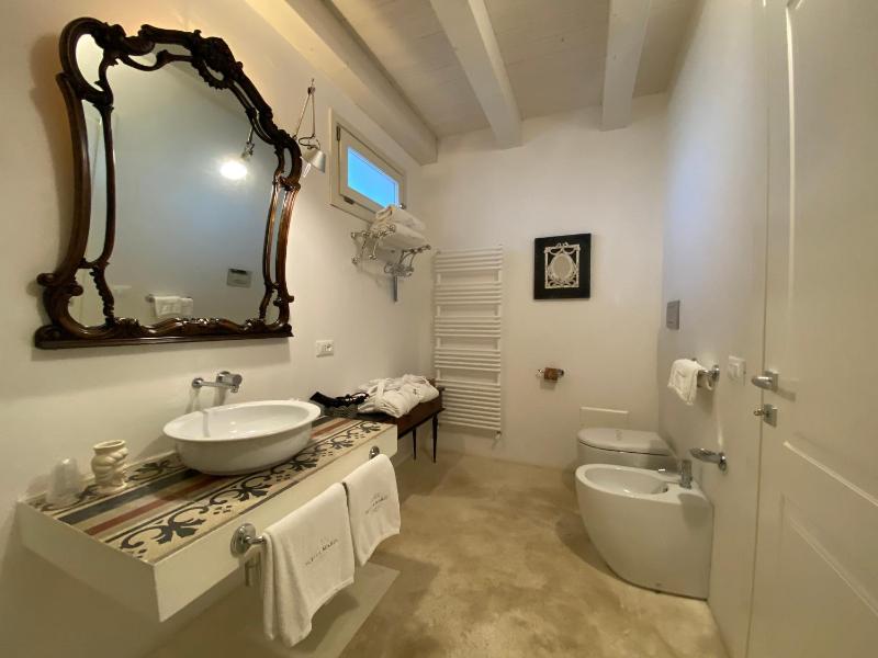 Scilla Maris Charming Suites - image 50