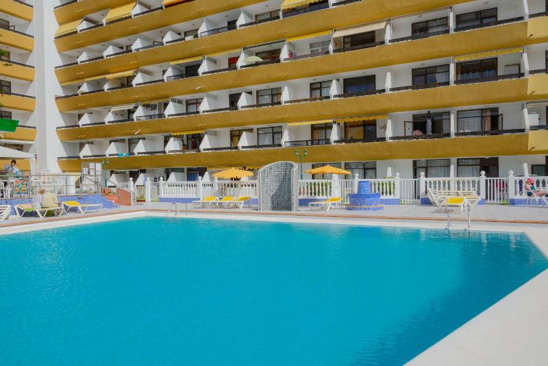 Apartamentos Las Arenas - image 17