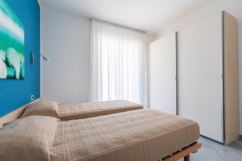 Two-Bedroom Apartment (6 Adults) image 2