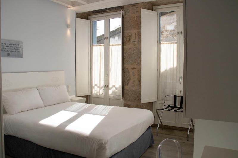 Standard Double or Twin Room image 1