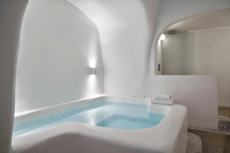 Kirini Suite image 3