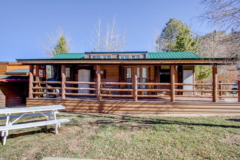 One-Bedroom Chalet image 2