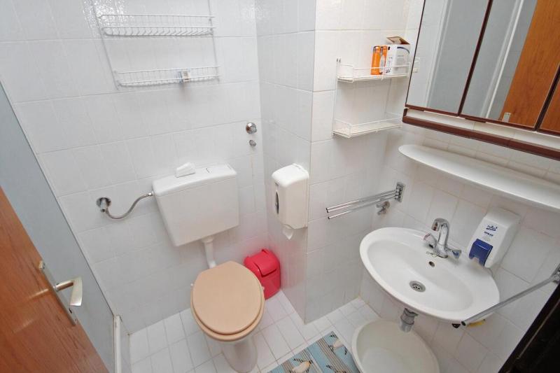 Two-Bedroom Apartment with Terrace and Sea View image 2