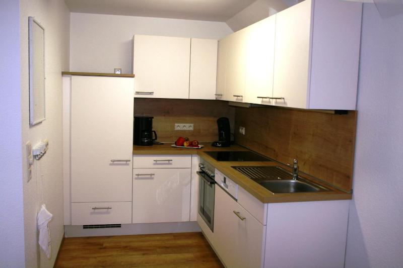 Apartment with 2 Bedrooms and Balcony image 3