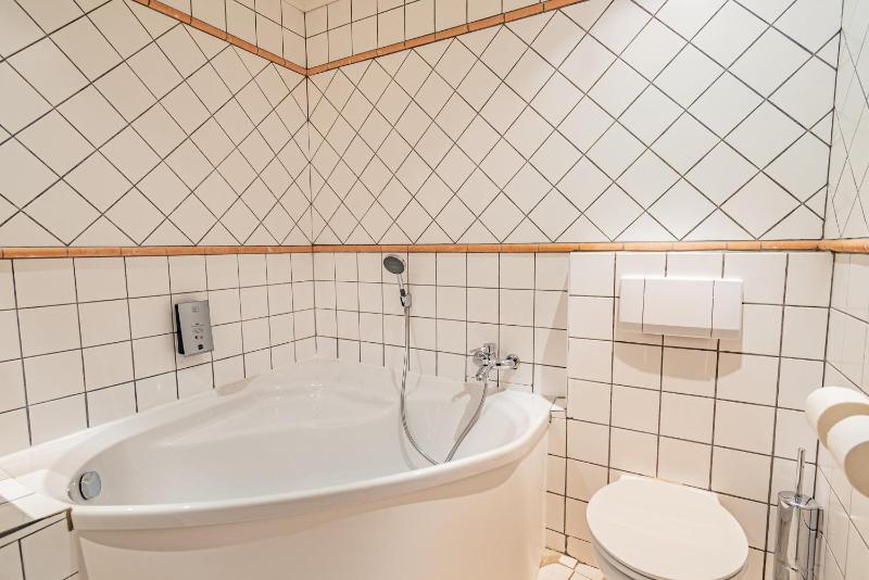 Family Room with Bath image 4