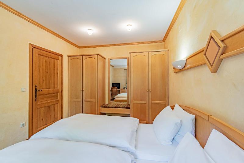 Family Room with Bath image 3