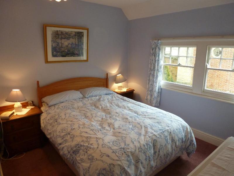 Standard Double Room image 4