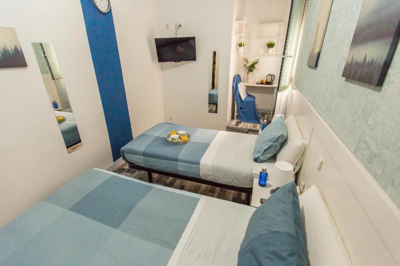 Twin Interior Room image 4