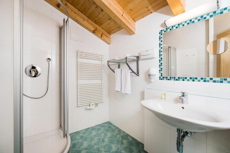 Double Room with Balcony image 1