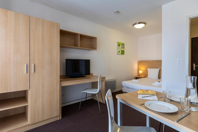 Kosy Appart'hotels Troyes City & Park - image 17