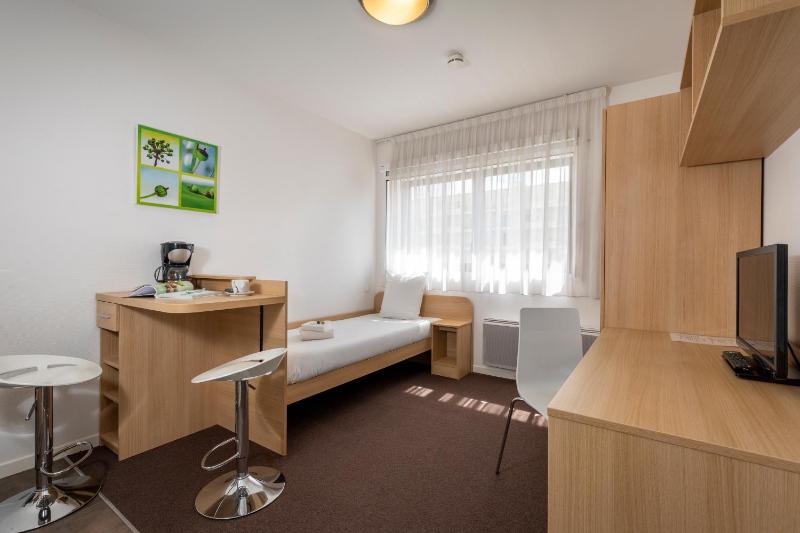 Kosy Appart'hotels Troyes City & Park - image 19