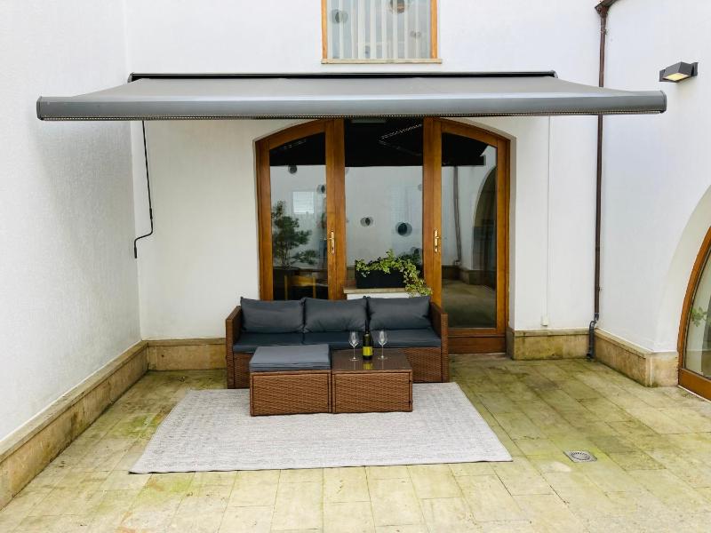 Apartment with Terrace image 4