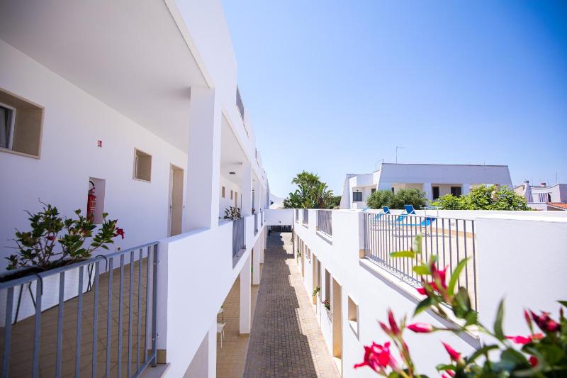 Triple with Sea View image 4
