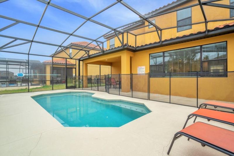 Superior Villa image 2