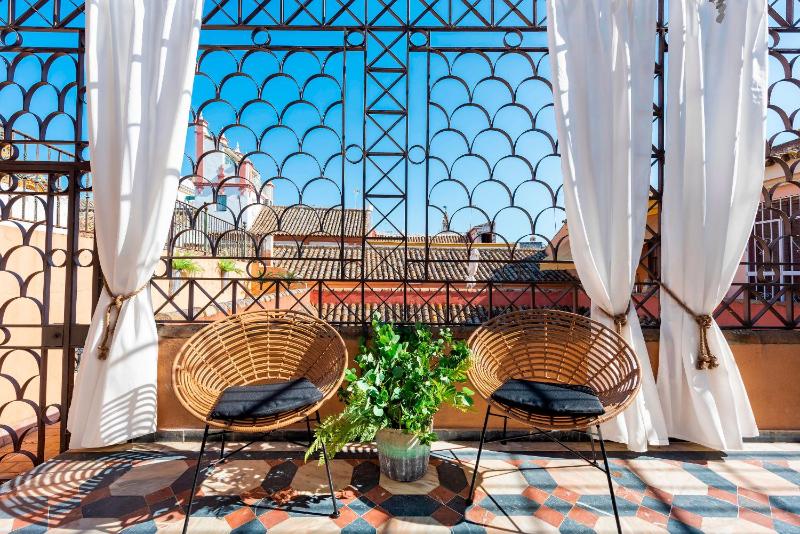 Genteel Home San Isidoro Terrace - image 12