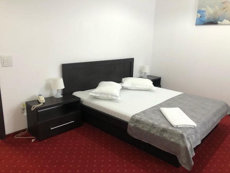 Triple Room image 3
