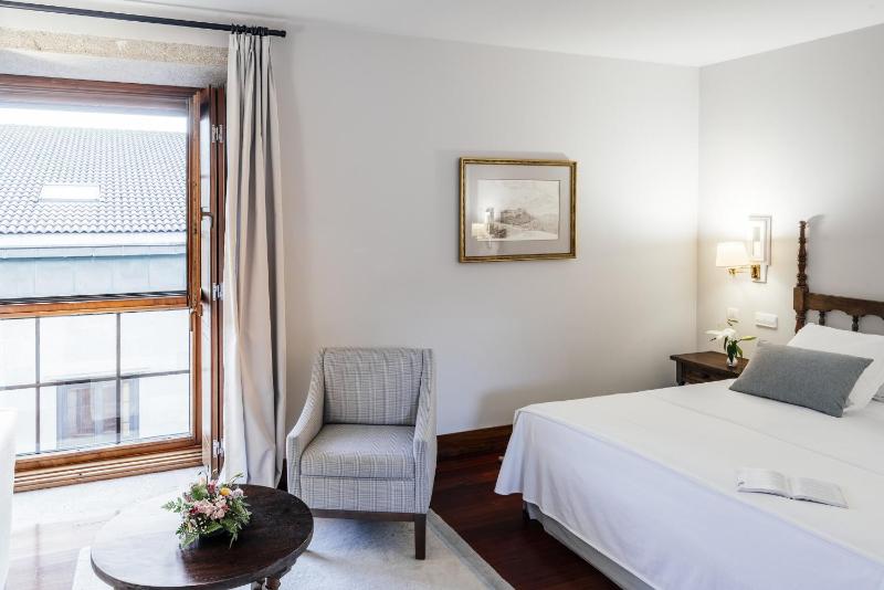 Superior Double Room image 4