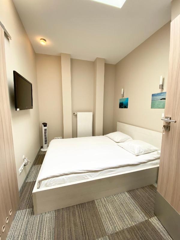 Hostel Promenada - image 36