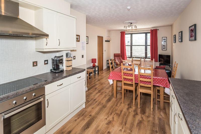 Alban Rise - image 10