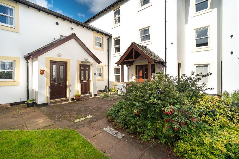Quaver Cottage - image 18
