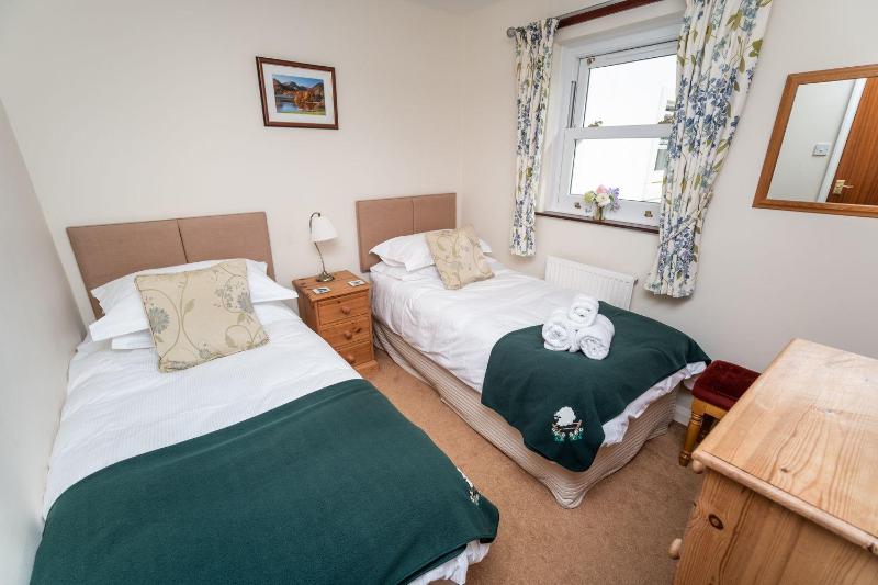 Quaver Cottage - image 15