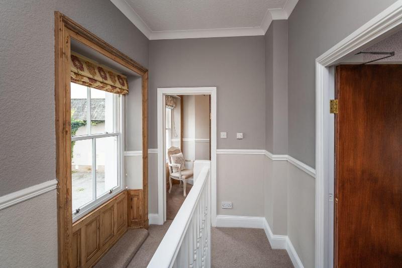 Bridge Cottage - image 11